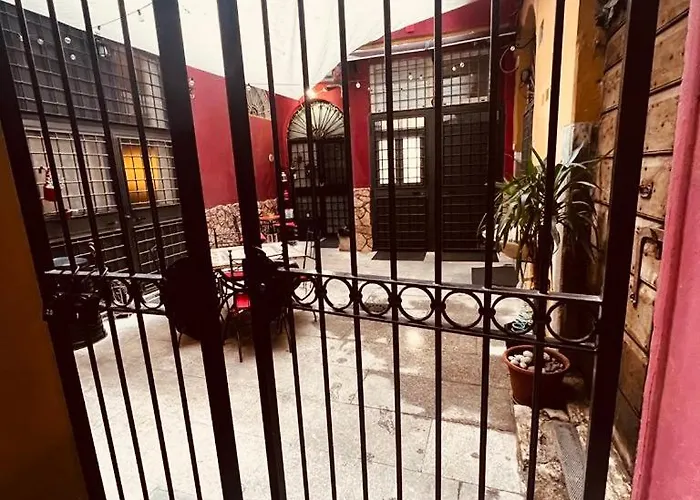 Leopardi House 3 Apartment *